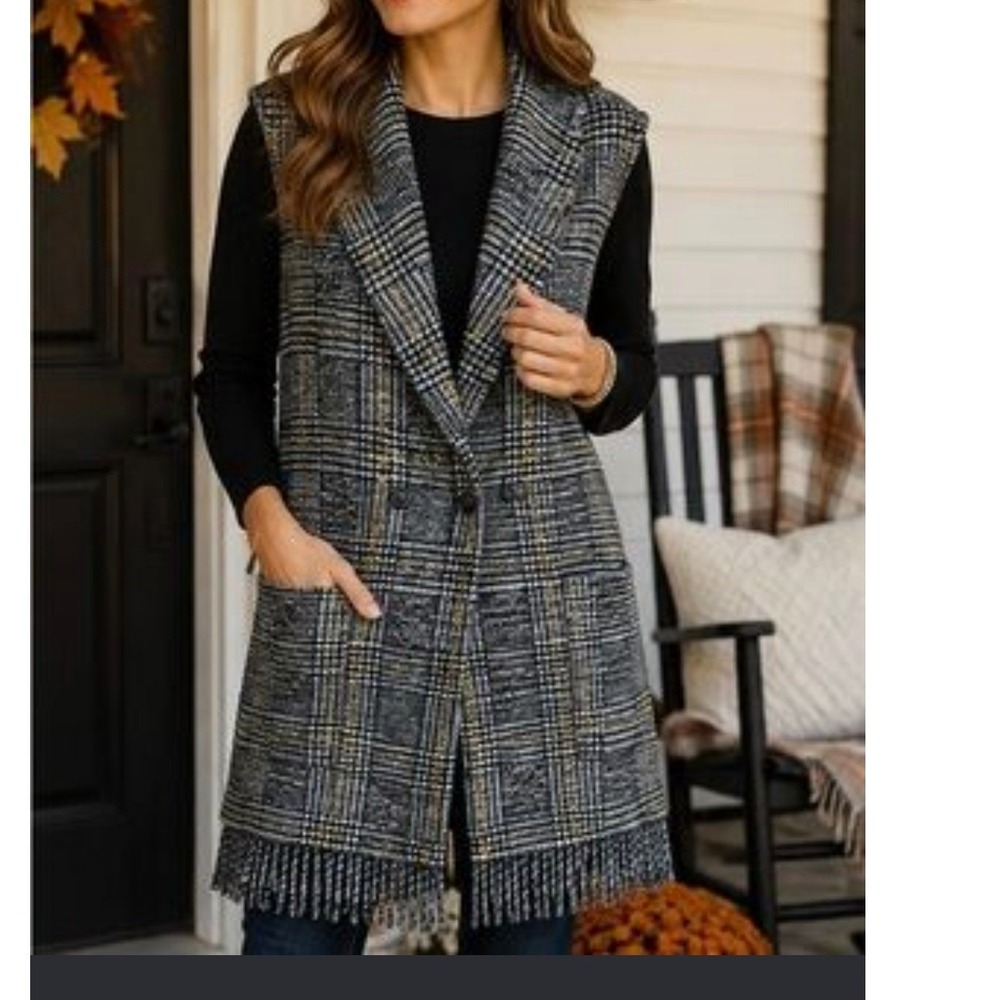 Tribal Women Grey Plaid Fringe Hem Longline Vest Wool Blend Medium 14400-3070